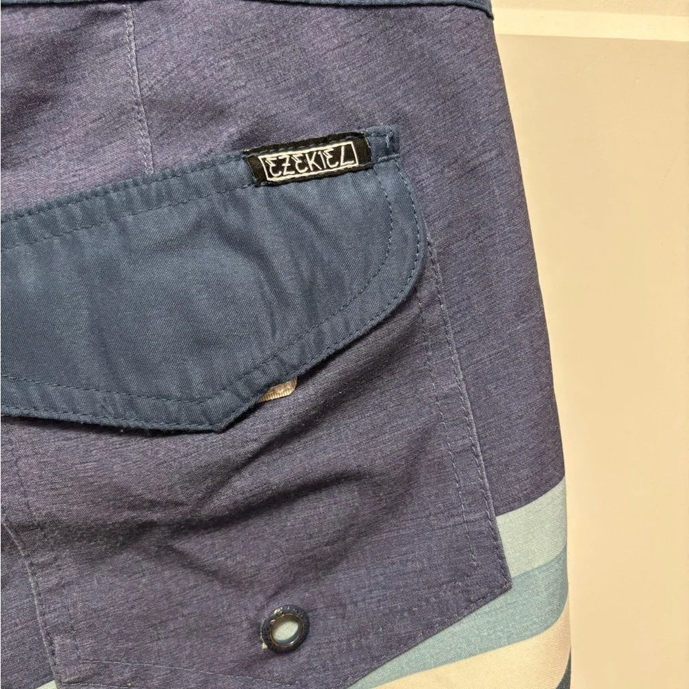 Ezekiel Multicolor Blue Drawstring Back Pocket Beach Swim Trunks Men’s Size 30